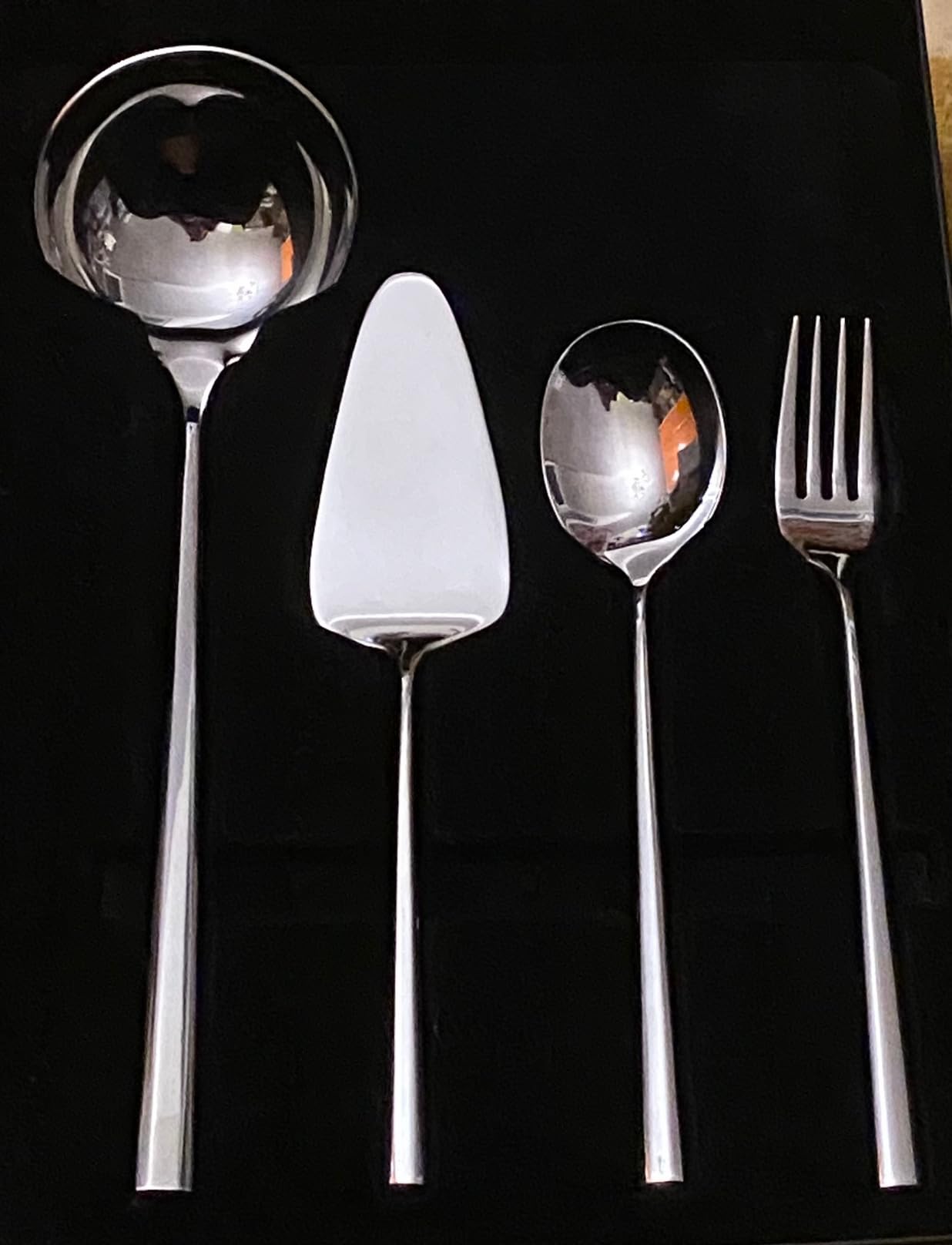Sehr elegante Servierteile